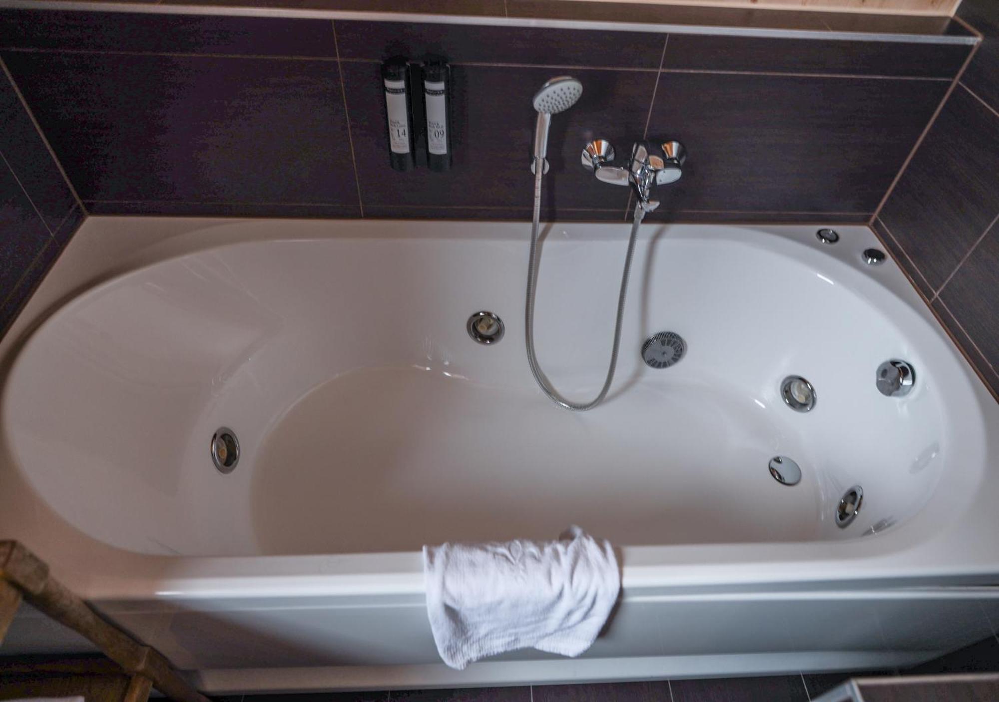 1A Chalet "Wolke" Wandern, Grillen, Wellness Im Traumhaus Wolfsberg Esterno foto